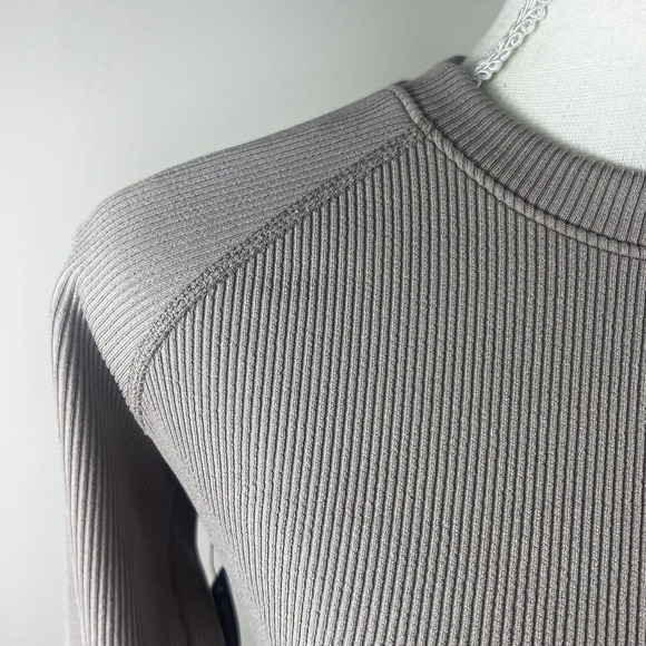 Nike Just Do It Ribbed Crop Top Shirt Size S NWT Taupe NWT Long Sleeve - Picture 4 of 11